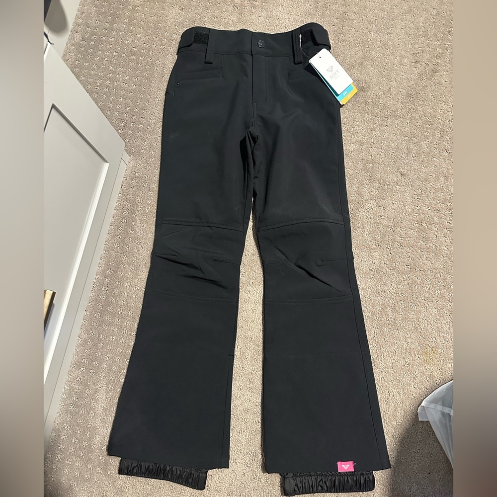 NWT Roxy girls snowboarding pants . Size 10